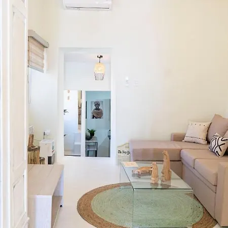 Tarik Live Traditional Apartment Ano Syros