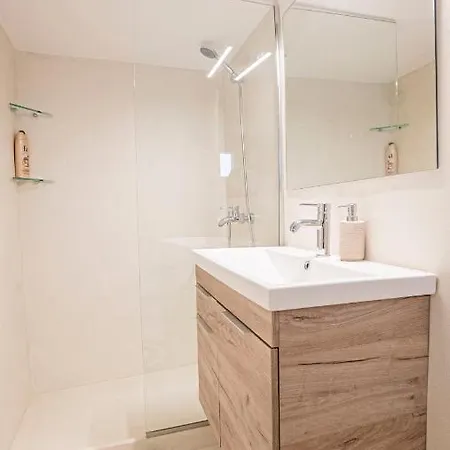 Apartment Tarik Live Traditional Ano Syros
