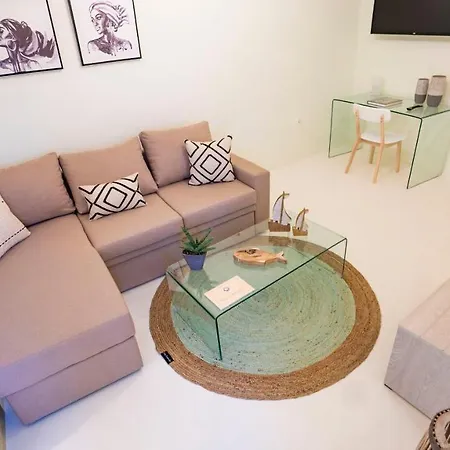 Tarik Live Traditional דירה
